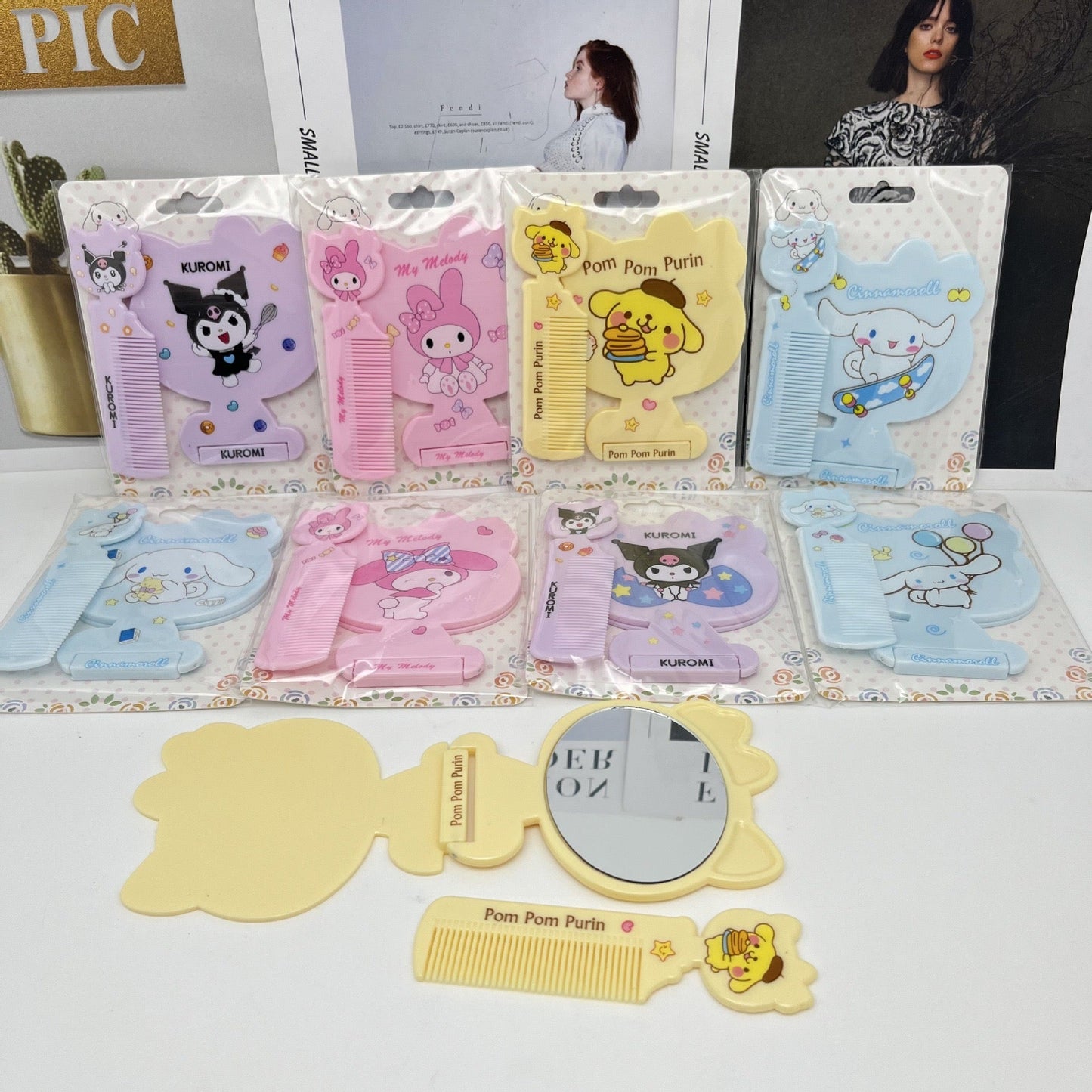 sanrio mirror and comb 2