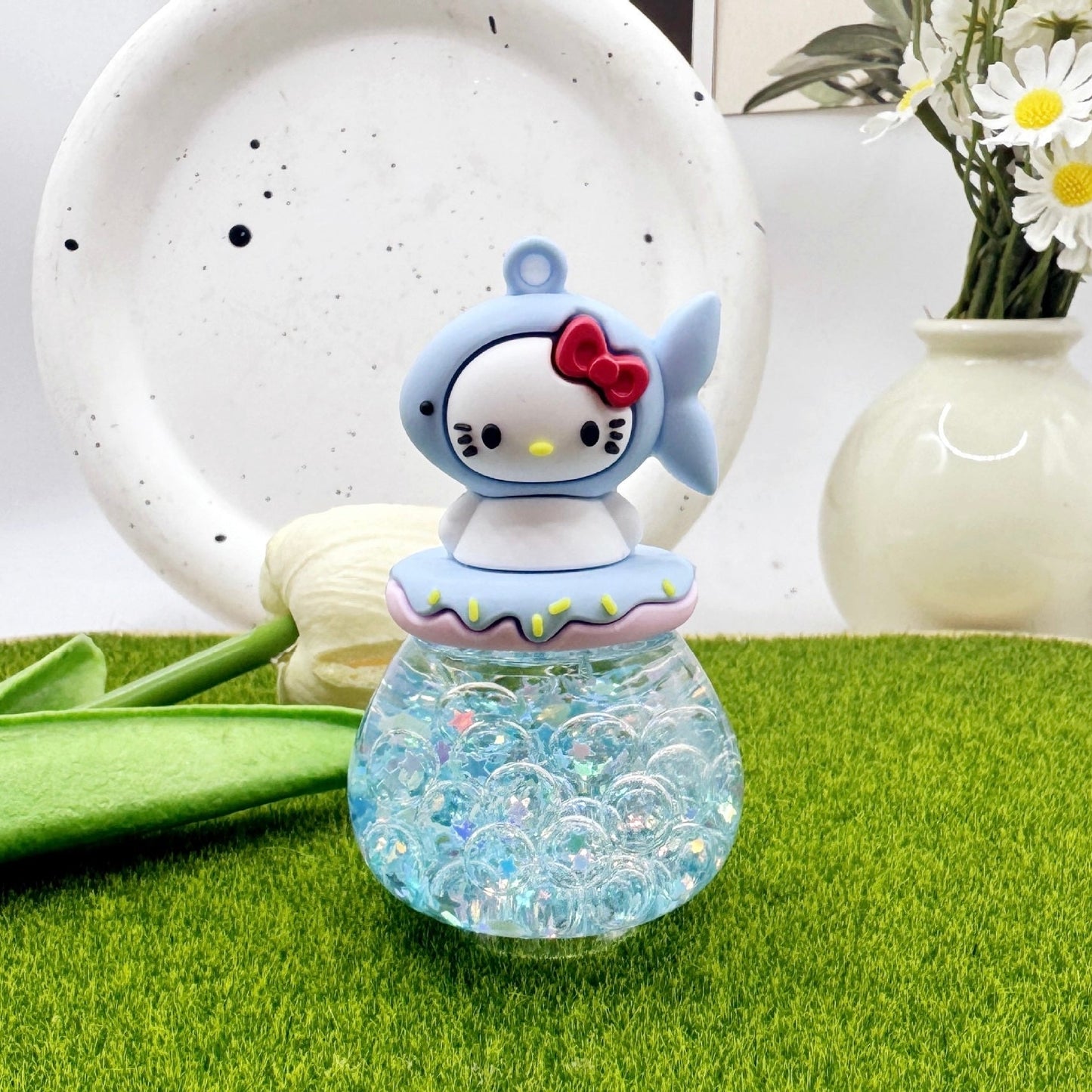 sanrio liquid pendant